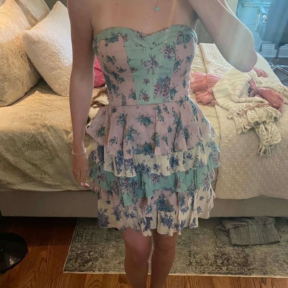 Mini dress